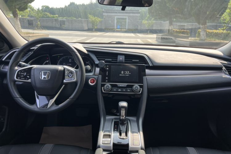 Used Honda Civic 2019 220TURBO CVT Dynamic Edition China VI Interior 5