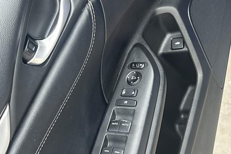 Used Honda Civic 2019 220TURBO CVT Dynamic Edition China VI Interior 6