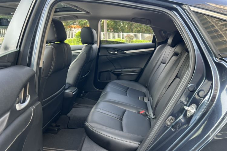 Used Honda Civic 2019 220TURBO CVT Dynamic Edition China VI Emission Standard Interior 6