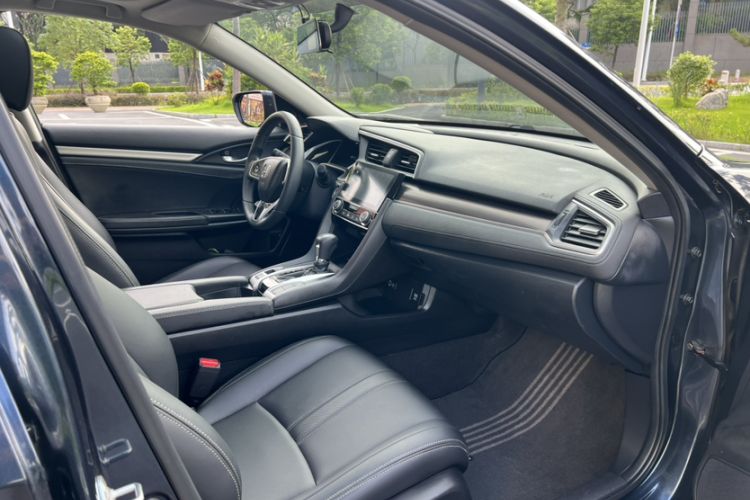 Used Honda Civic 2019 220TURBO CVT Dynamic Edition China VI Emission Standard Interior 7
