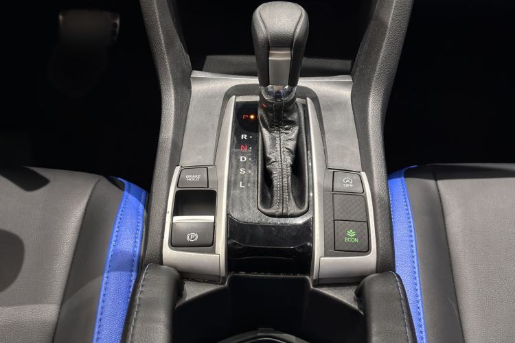 Used Honda Civic 2019 220TURBO CVT Dynamic Edition China VI Emission Standard Interior 7
