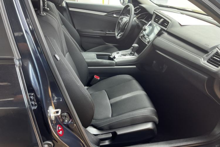 Used Honda Civic 2019 220TURBO CVT Dynamic Edition China VI Interior 8