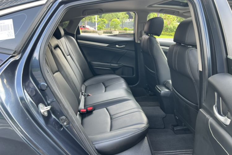 Used Honda Civic 2019 220TURBO CVT Dynamic Edition China VI Emission Standard Interior 8
