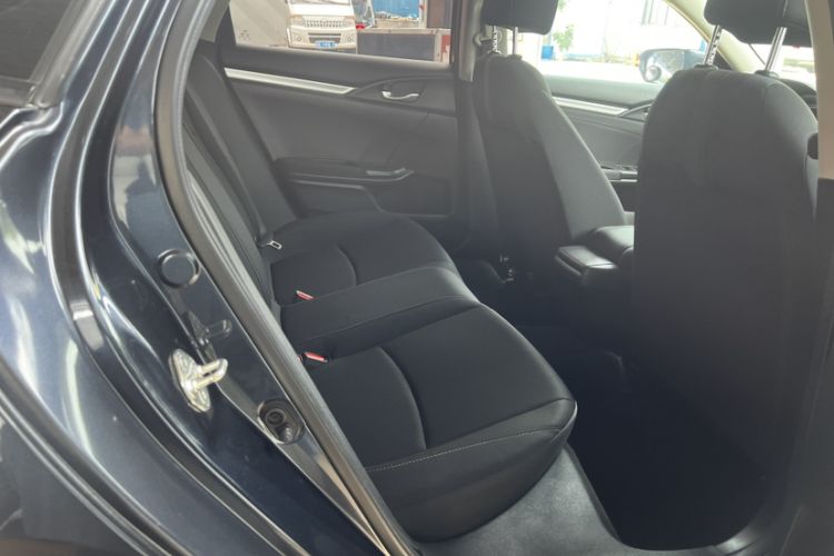 Used Honda Civic 2019 220TURBO CVT Dynamic Edition China VI Interior 9