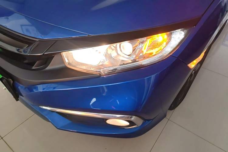 Used Honda Civic 2019 220TURBO CVT Dynamic Edition China VI Left Front Headlight