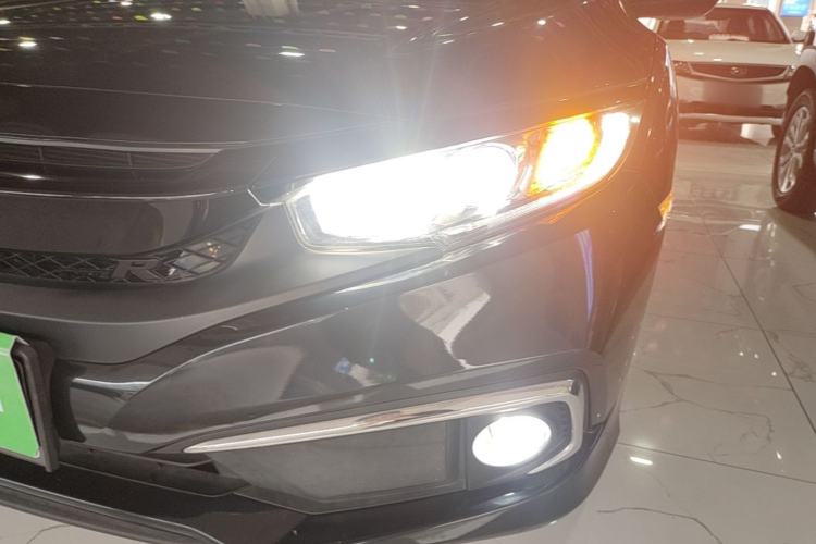 Used Honda Civic 2019 220TURBO CVT Dynamic Edition China VI Left Front Headlight