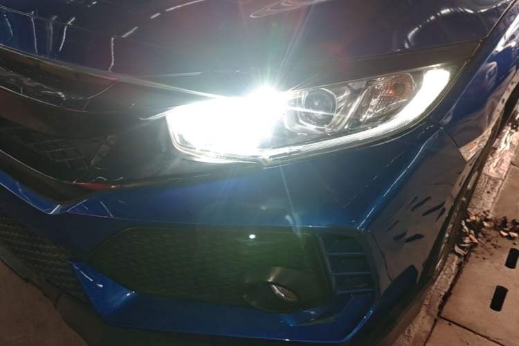 Used Honda Civic 2019 220TURBO CVT Dynamic Edition China VI Left Front Headlight