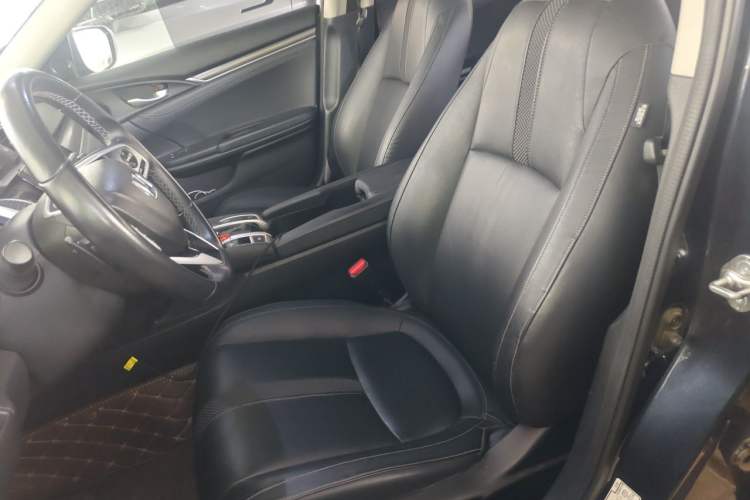 Used Honda Civic 2019 220TURBO CVT Power Edition China VI Emission Standard Left Front Seat