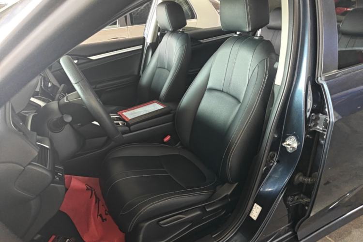 Used Honda Civic 2019 220TURBO CVT Dynamic Edition China VI Left Front Seat