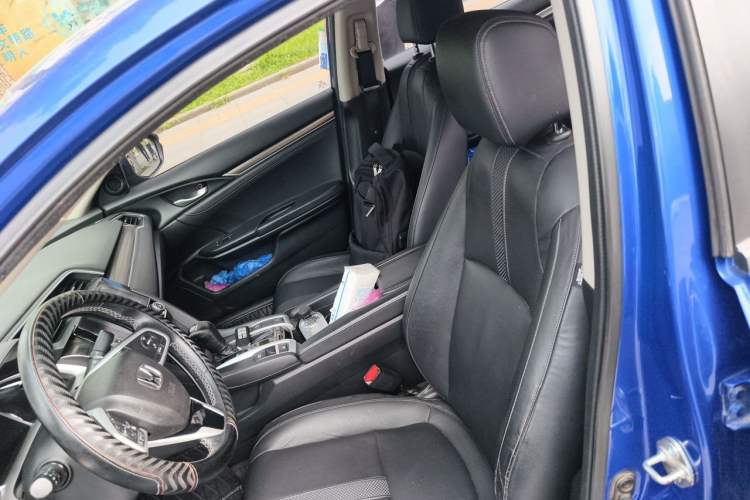 Used Honda Civic 2019 220TURBO CVT Power Edition China V Left Front Seat