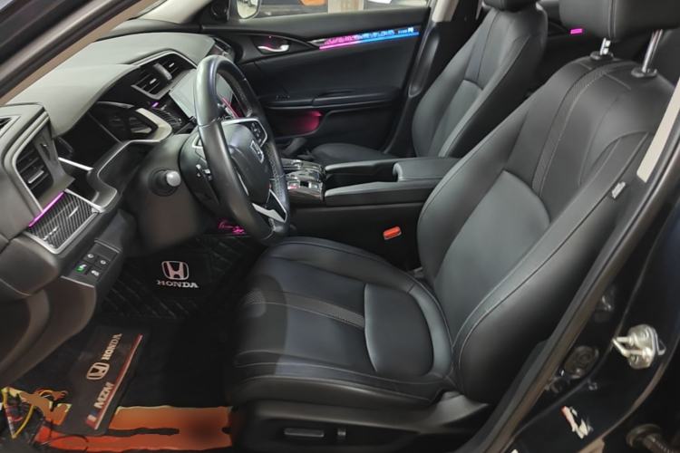 Used Honda Civic 2019 220TURBO CVT Power Edition China VI Emission Standard Left Front Seat