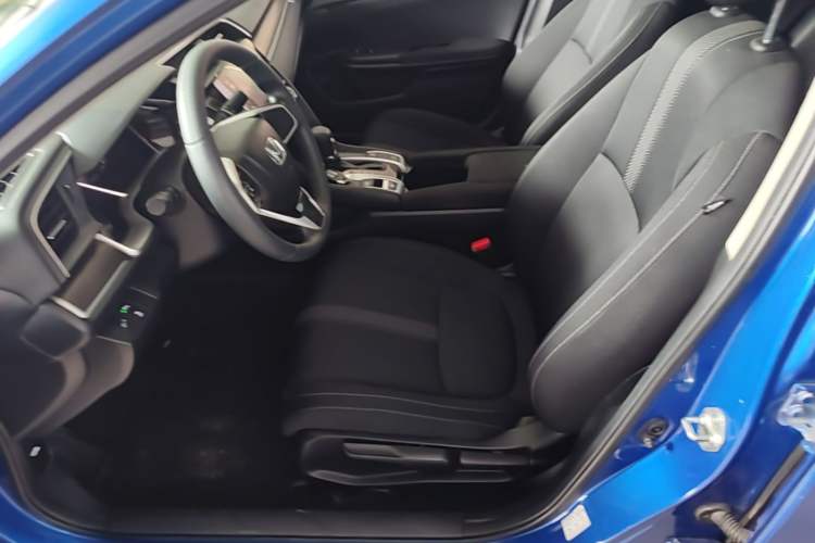Used Honda Civic 2019 220TURBO CVT Dynamic Edition China VI Left Front Seat