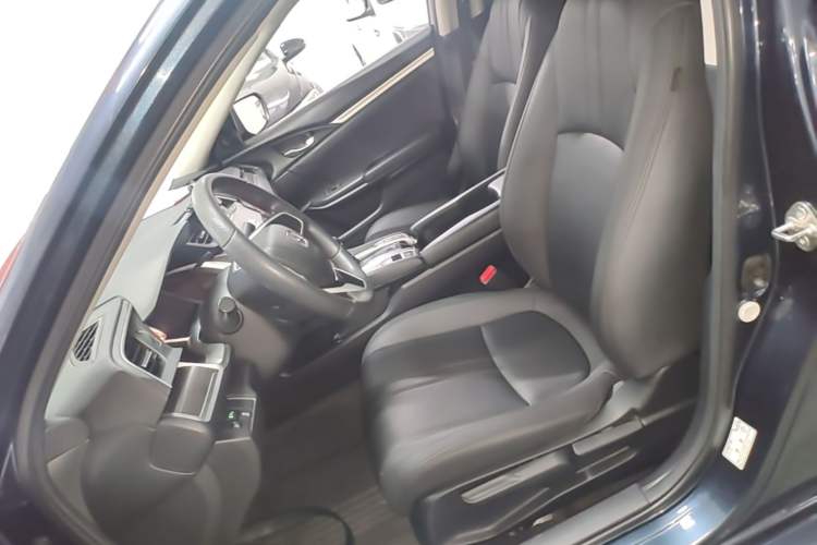Used Honda Civic 2019 220TURBO CVT Dynamic Edition China V Emission Standard Left Front Seat