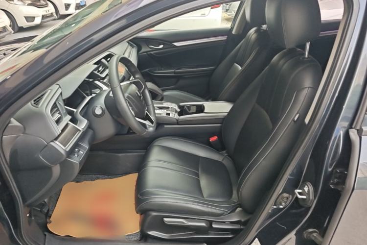 Used Honda Civic 2019 220TURBO CVT Dynamic Edition China VI Emission Standard Left Front Seat