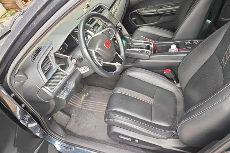 Used Honda Civic 2019 220TURBO CVT Power Edition China VI Emission Standard Left Front Seat