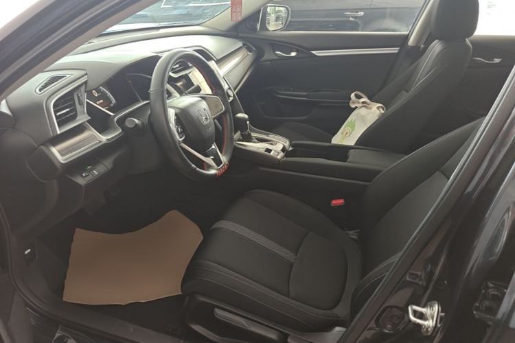 Used Honda Civic 2019 220TURBO CVT Dynamic Edition China VI Left Front Seat
