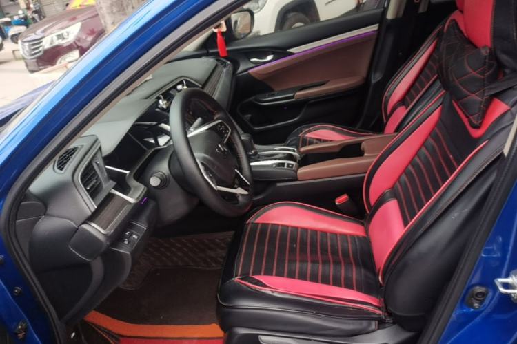 Used Honda Civic 2019 220TURBO CVT Dynamic Edition China VI Emission Standard Left Front Seat
