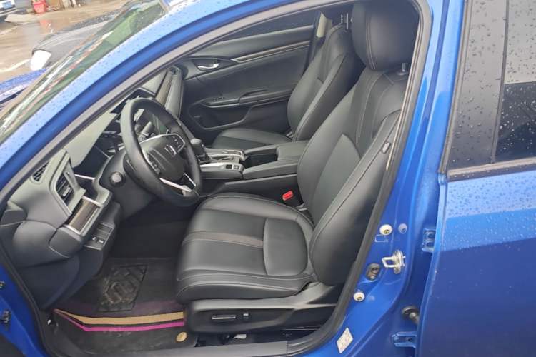 Used Honda Civic 2019 220TURBO CVT Power Edition China VI Emission Standard Left Front Seat