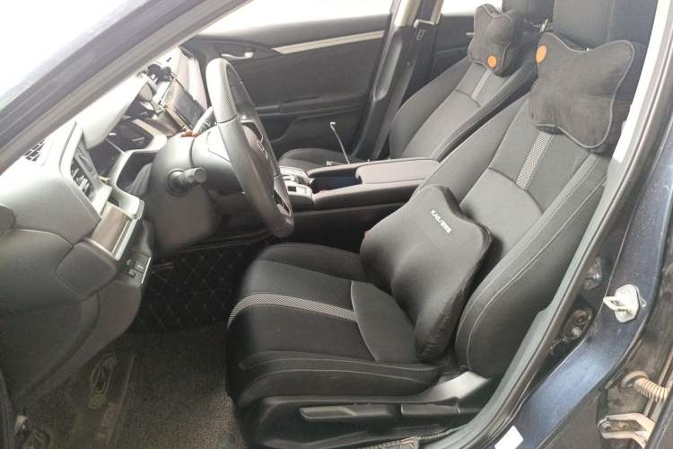 Used Honda Civic 2019 220TURBO CVT Dynamic Edition China VI Left Front Seat
