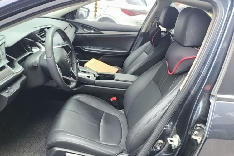 Used Honda Civic 2019 220TURBO CVT Dynamic Edition China VI Emission Standard Left Front Seat