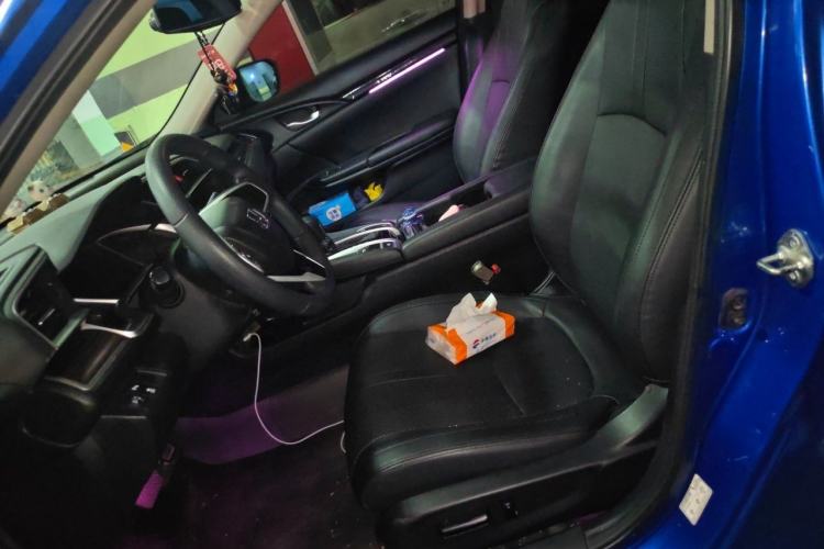 Used Honda Civic 2019 220TURBO CVT Dynamic Edition China VI Left Front Seat
