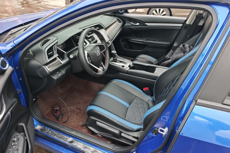 Used Honda Civic 2019 220TURBO CVT Dynamic Edition China VI Left Front Seat