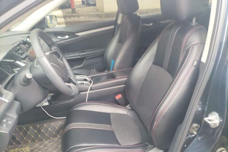 Used Honda Civic 2019 220TURBO CVT Dynamic Edition China VI Left Front Seat