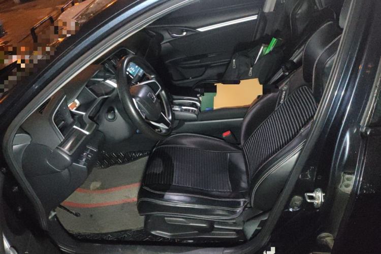 Used Honda Civic 2019 220TURBO CVT Dynamic Edition China V Left Front Seat