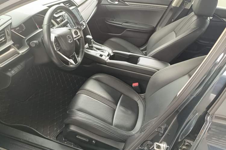 Used Honda Civic 2019 220TURBO CVT Power Edition China VI Emission Standard Left Front Seat
