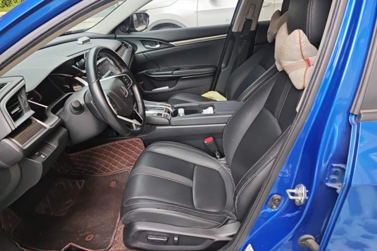 Used Honda Civic 2019 220TURBO CVT Power Edition China V Left Front Seat