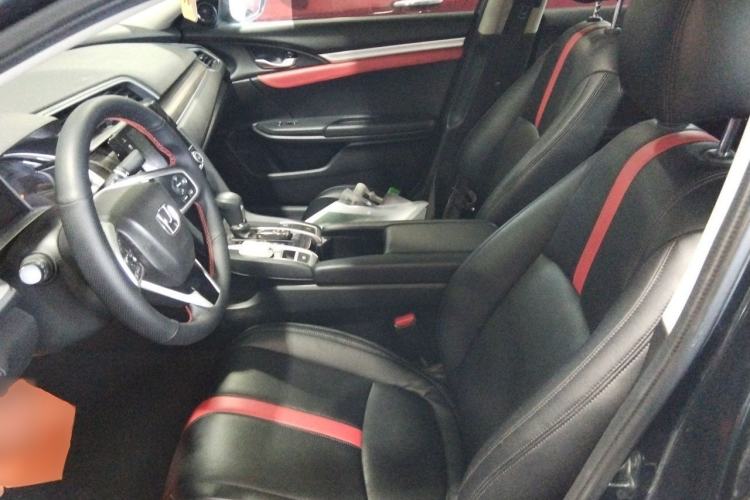 Used Honda Civic 2019 220TURBO CVT Dynamic Edition China VI Left Front Seat