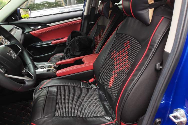 Used Honda Civic 2019 220TURBO CVT Dynamic Edition China VI Left Front Seat