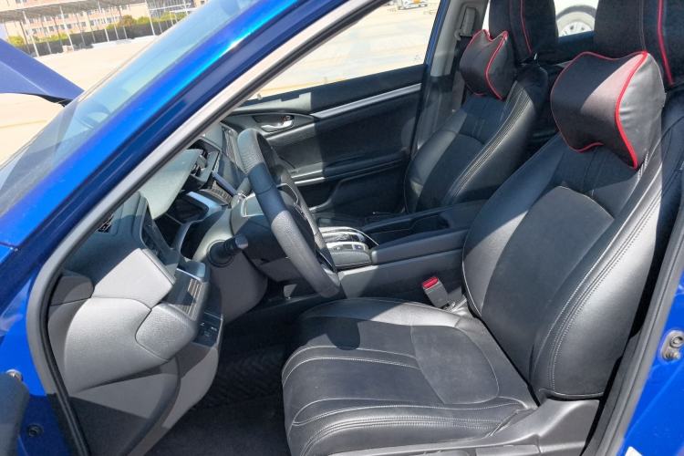 Used Honda Civic 2019 220TURBO CVT Dynamic Edition China VI Left Front Seat