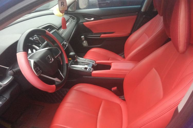 Used Honda Civic 2019 220TURBO CVT Dynamic Edition China VI Left Front Seat
