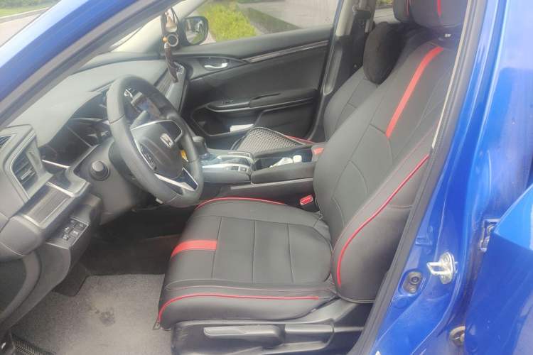 Used Honda Civic 2019 220TURBO CVT Dynamic Edition China VI Emission Standard Left Front Seat