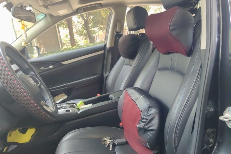 Used Honda Civic 2019 220TURBO CVT Dynamic Edition China VI Emission Standard Left Front Seat