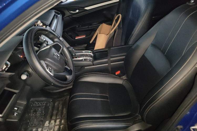 Used Honda Civic 2019 180TURBO CVT Shangdong Edition China V Left Front Seat