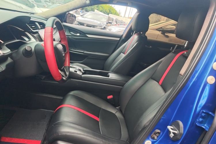 Used Honda Civic 2019 220TURBO CVT Dynamic Edition China V Left Front Seat