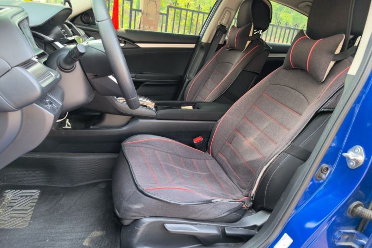 Used Honda Civic 2019 220TURBO CVT Dynamic Edition China VI Left Front Seat