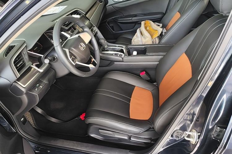 Used Honda Civic 2019 220TURBO CVT Dynamic Edition China VI Emission Standard Left Front Seat