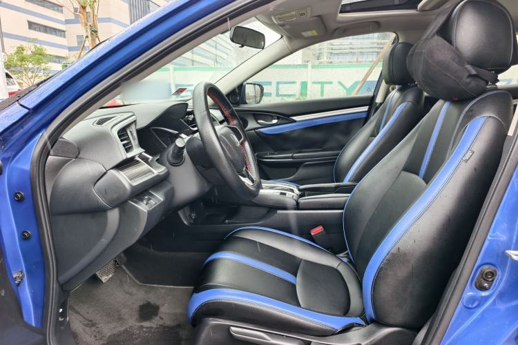 Used Honda Civic 2019 220TURBO CVT Dynamic Edition China VI Left Front Seat