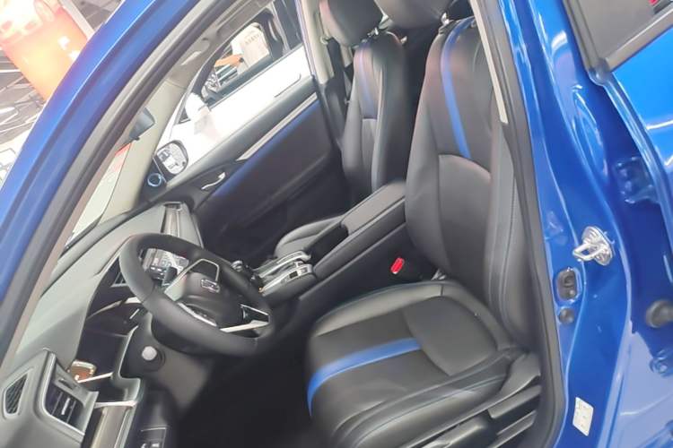 Used Honda Civic 2019 220TURBO CVT Dynamic Edition China VI Left Front Seat