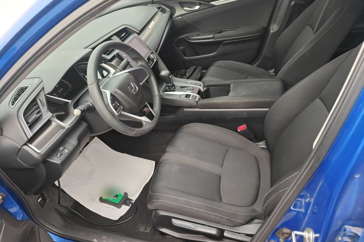 Used Honda Civic 2019 220TURBO CVT Dynamic Edition China VI Emission Standard Left Front Seat