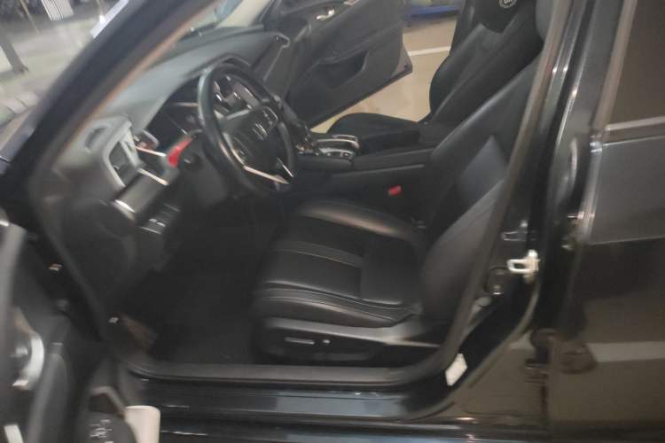 Used Honda Civic 2019 220TURBO CVT Power Edition China VI Emission Standard Left Front Seat