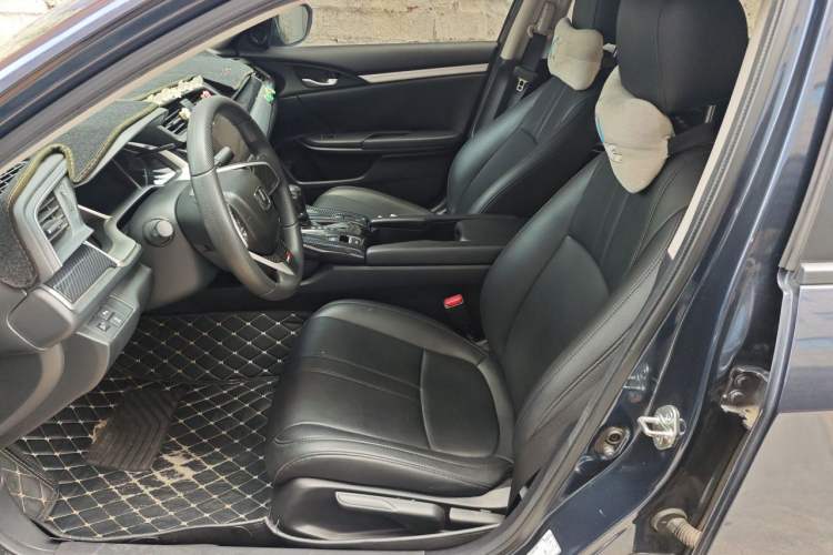 Used Honda Civic 2019 220TURBO CVT Dynamic Edition China VI Emission Standard Left Front Seat