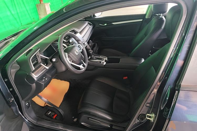 Used Honda Civic 2019 220TURBO CVT Dynamic Edition China VI Left Front Seat
