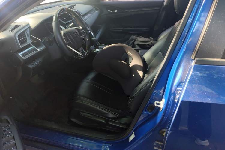 Used Honda Civic 2019 220TURBO CVT Dynamic Edition China VI Left Front Seat