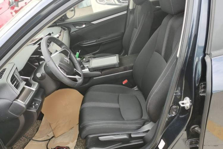 Used Honda Civic 2019 220TURBO CVT Dynamic Edition China VI Left Front Seat
