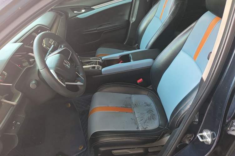 Used Honda Civic 2019 220TURBO CVT Dynamic Edition China VI Left Front Seat