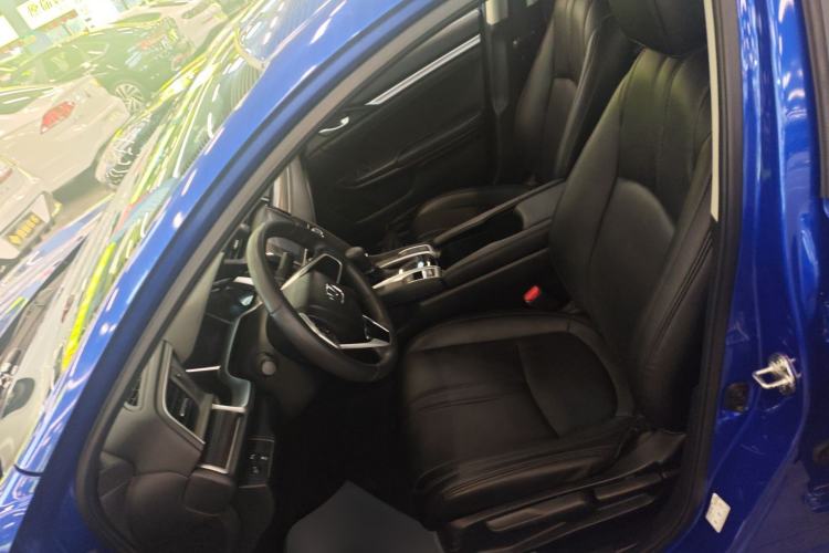 Used Honda Civic 2019 220TURBO CVT Dynamic Edition China V Left Front Seat